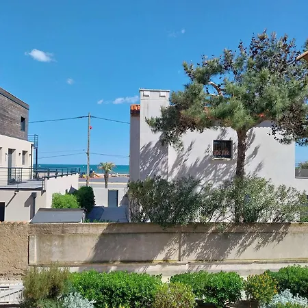 Coquet T2, Classe Meuble De Tourisme, 4 Couchages, 1er Etage, * Narbonne-Plage